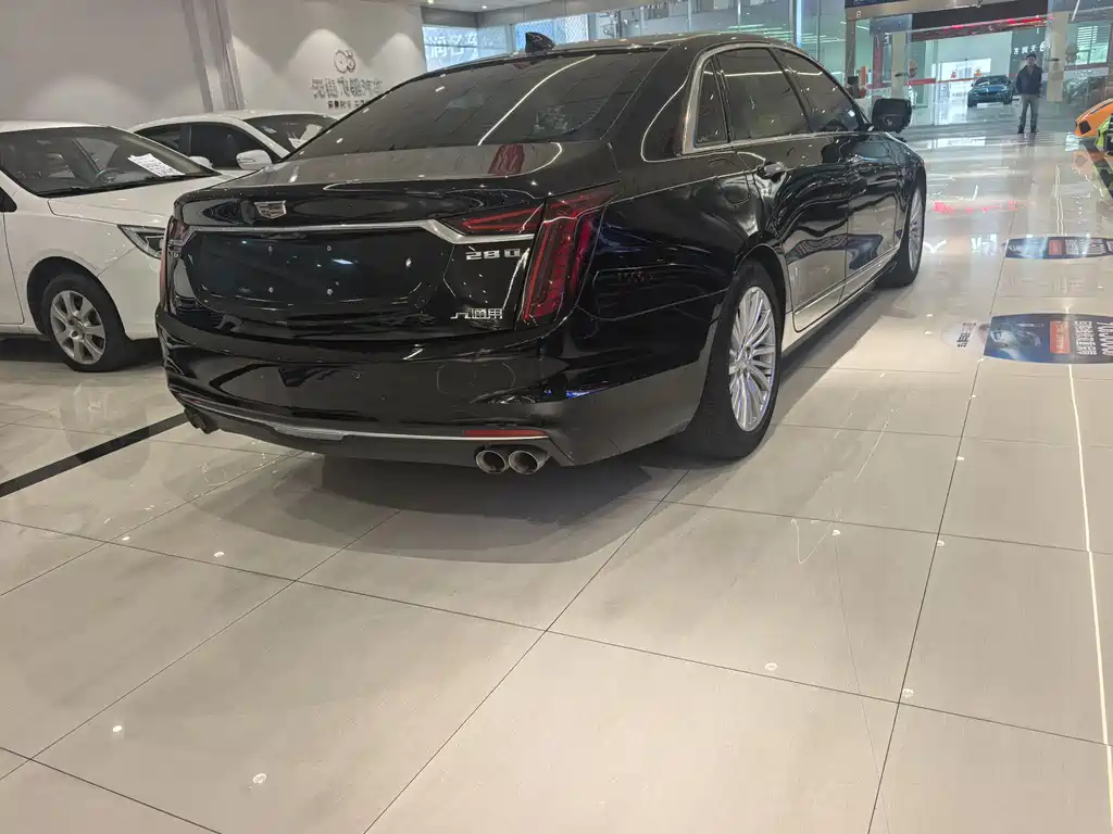 Cadillac CT6 — фото 5