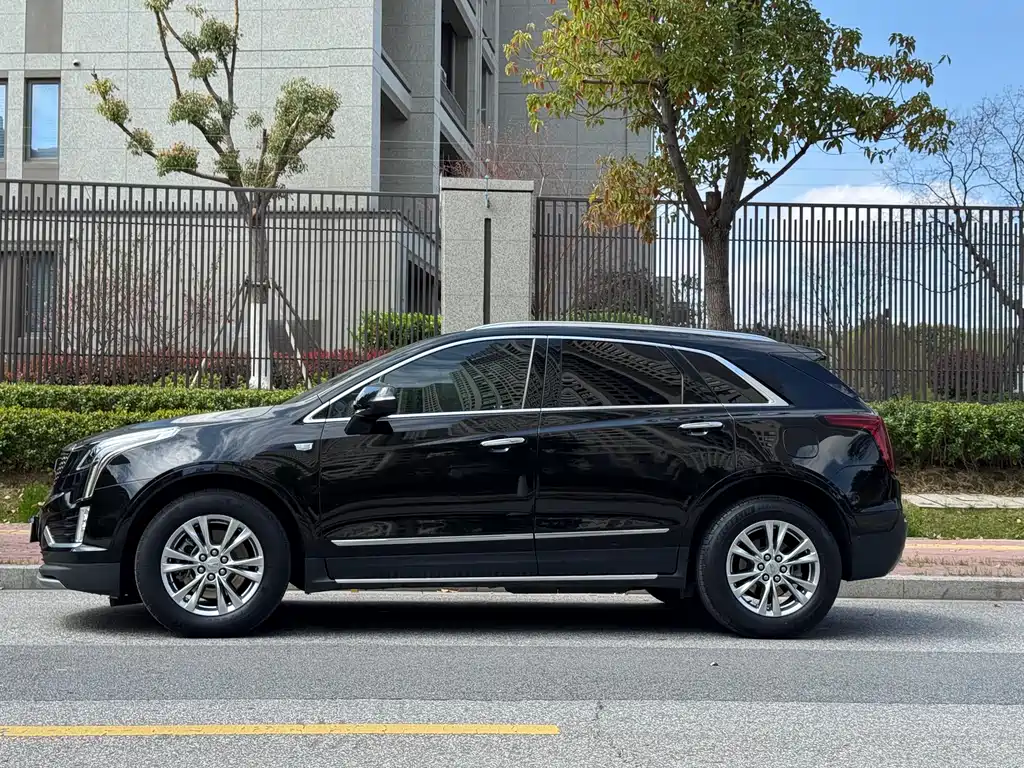 Cadillac XT5 — фото 3