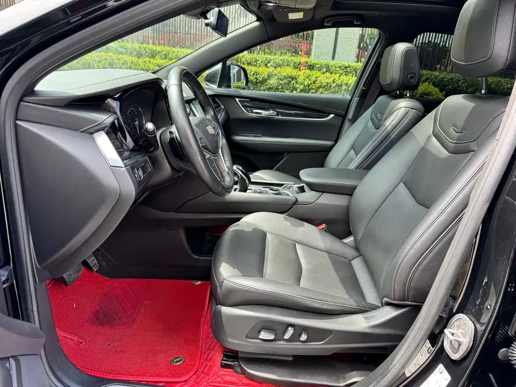 Cadillac XT5 — фото 4