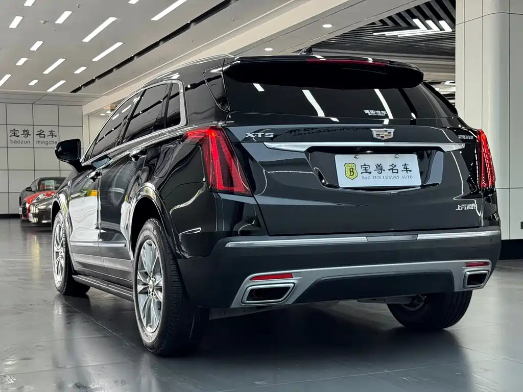 Cadillac XT5 — фото 5