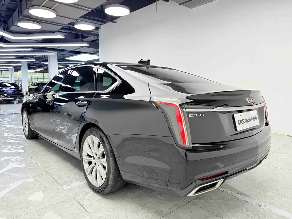 Cadillac CT6 — фото 4