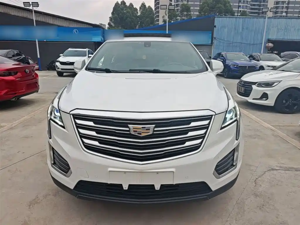 Cadillac XT5 — фото 3