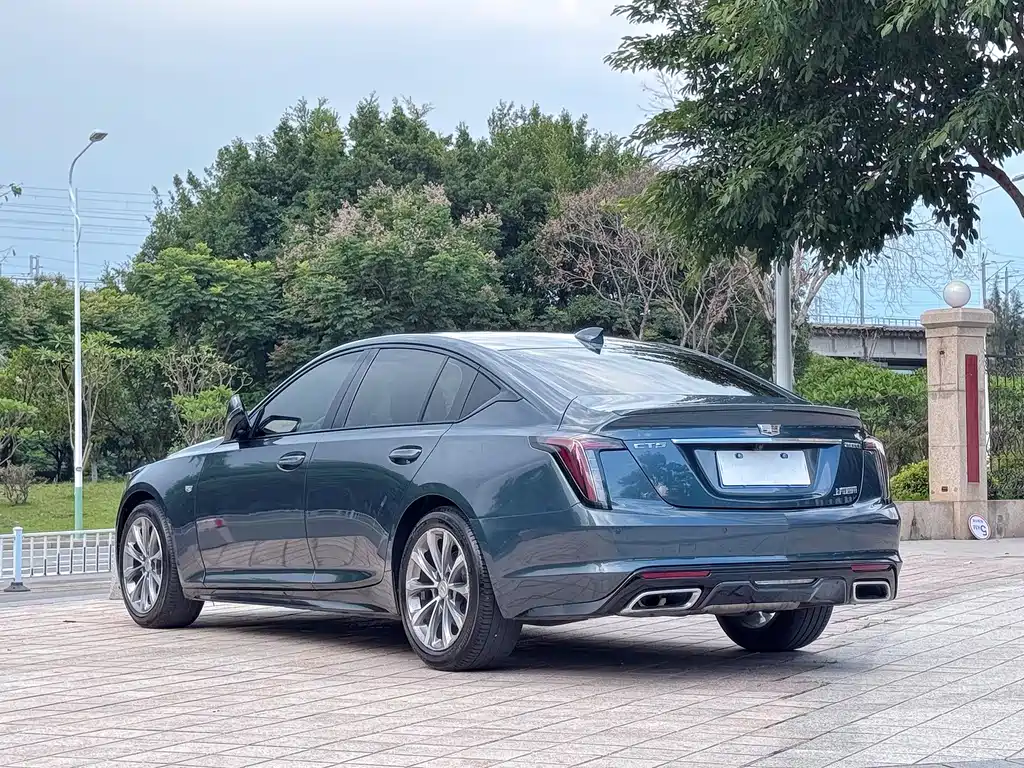 Cadillac CT5 — фото 4