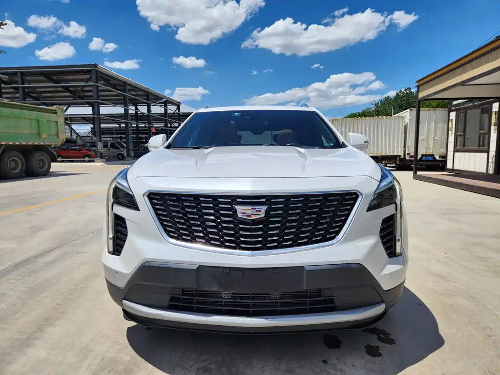 Cadillac XT4 — фото 2