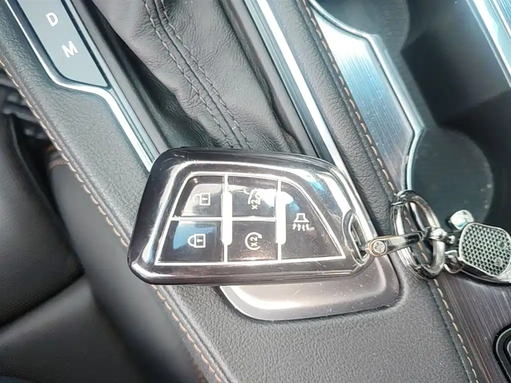 Cadillac CT4 — фото 9