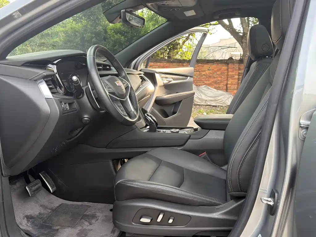 Cadillac XT5 — фото 4