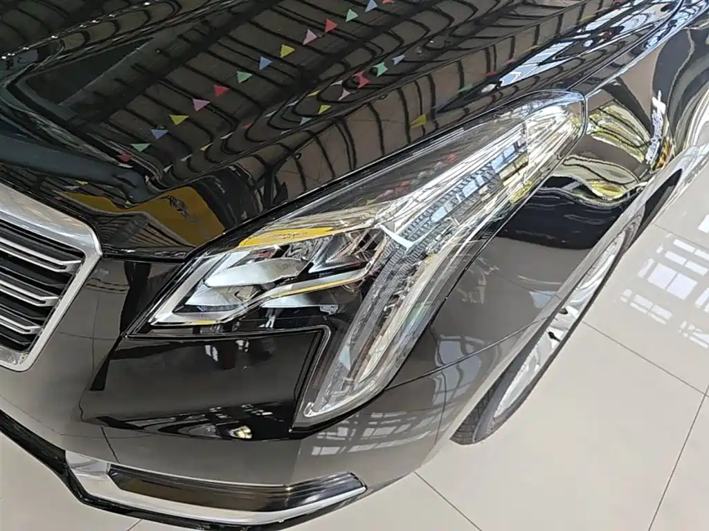 Cadillac XTS — фото 24
