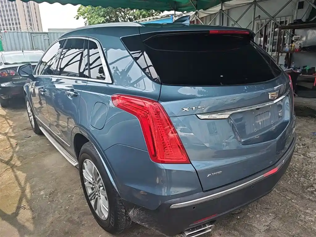Cadillac XT5 — фото 5