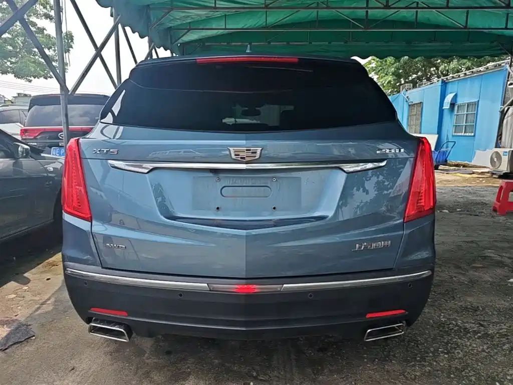 Cadillac XT5 — фото 6