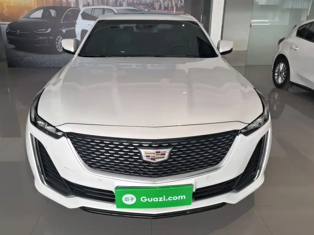 Cadillac CT5 — фото 3