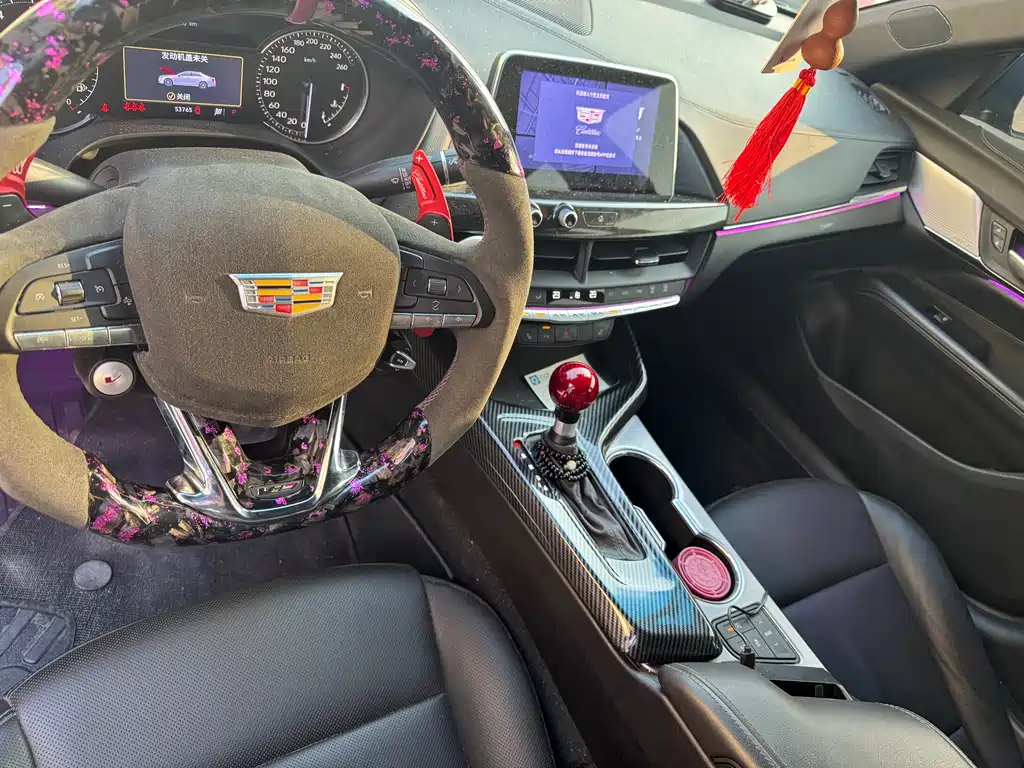 Cadillac CT4 — фото 3