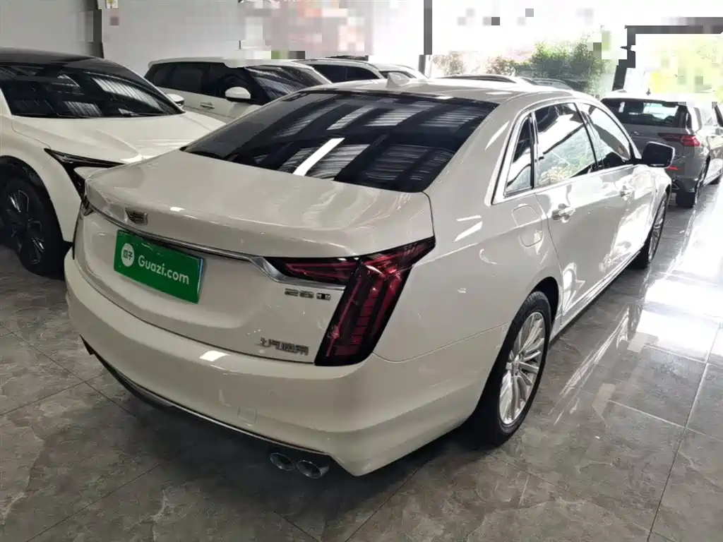 Cadillac CT6 — фото 7