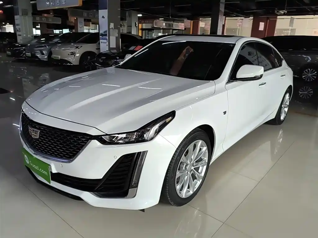 Cadillac CT5 — фото 2