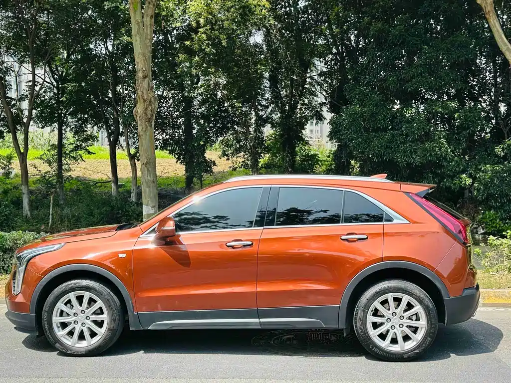 Cadillac XT4 — фото 3