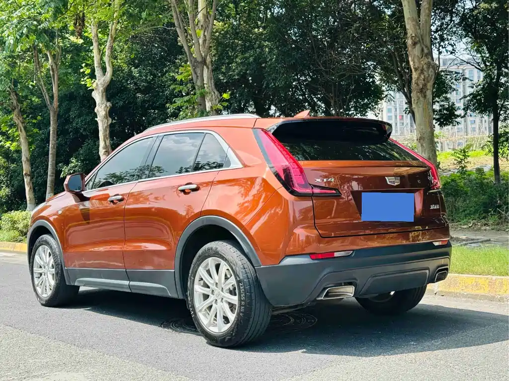 Cadillac XT4 — фото 4