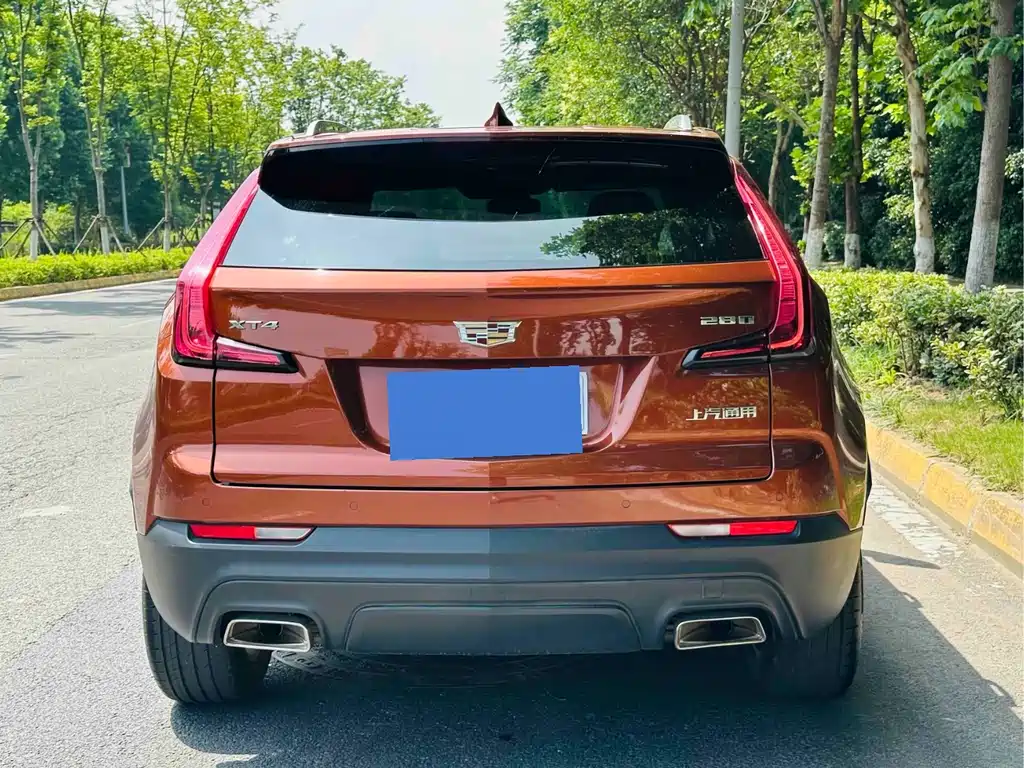 Cadillac XT4 — фото 5