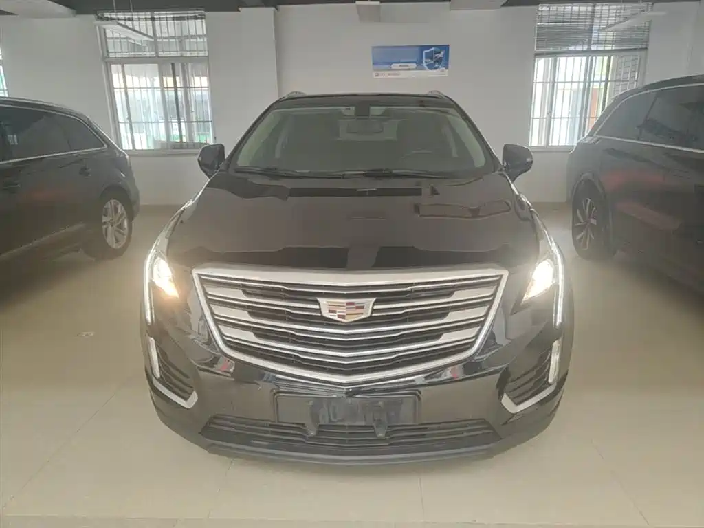 Cadillac XT5 — фото 3