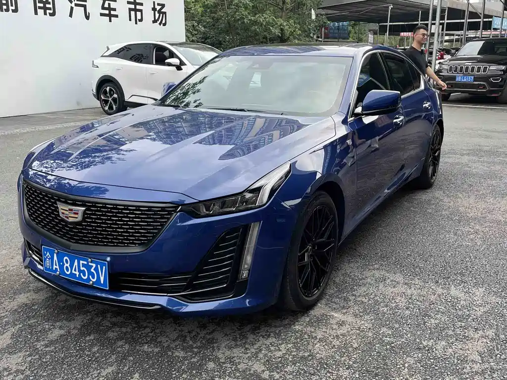 Cadillac CT5 — фото 3