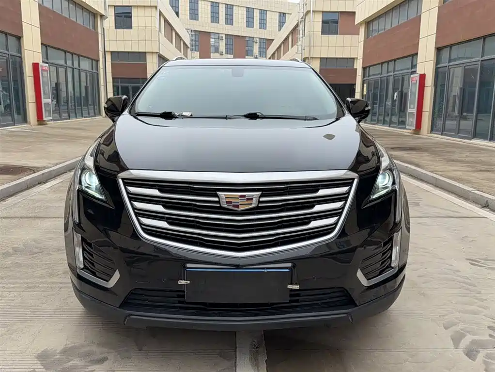 Cadillac XT5 — фото 3