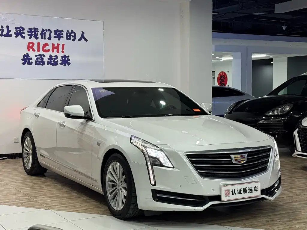 Cadillac CT6 Plug-in — фото 3