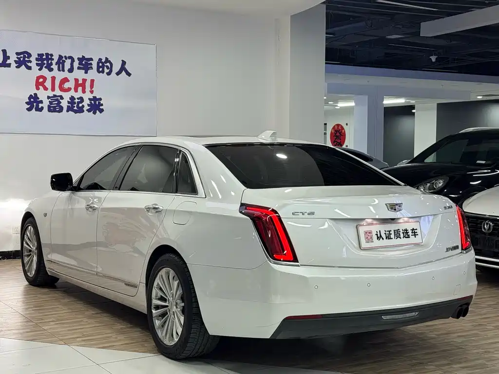 Cadillac CT6 Plug-in — фото 6