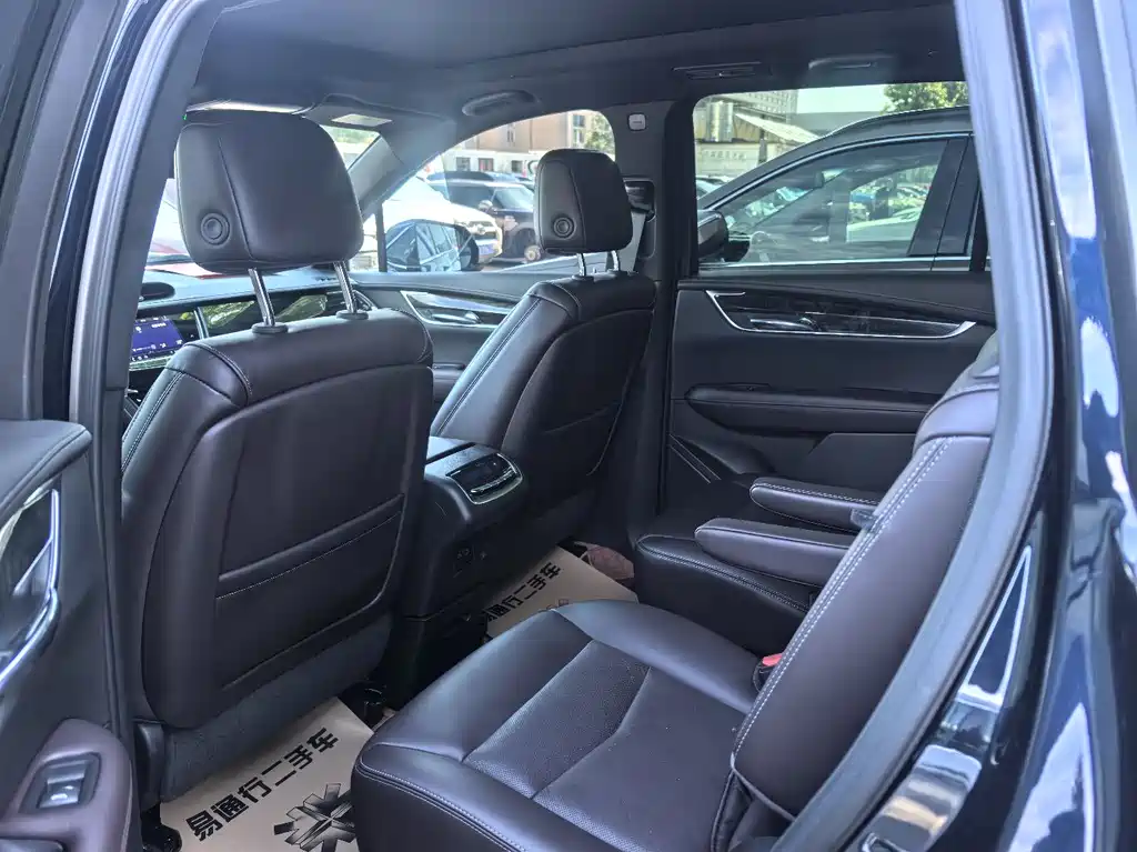 Cadillac XT6 — фото 6