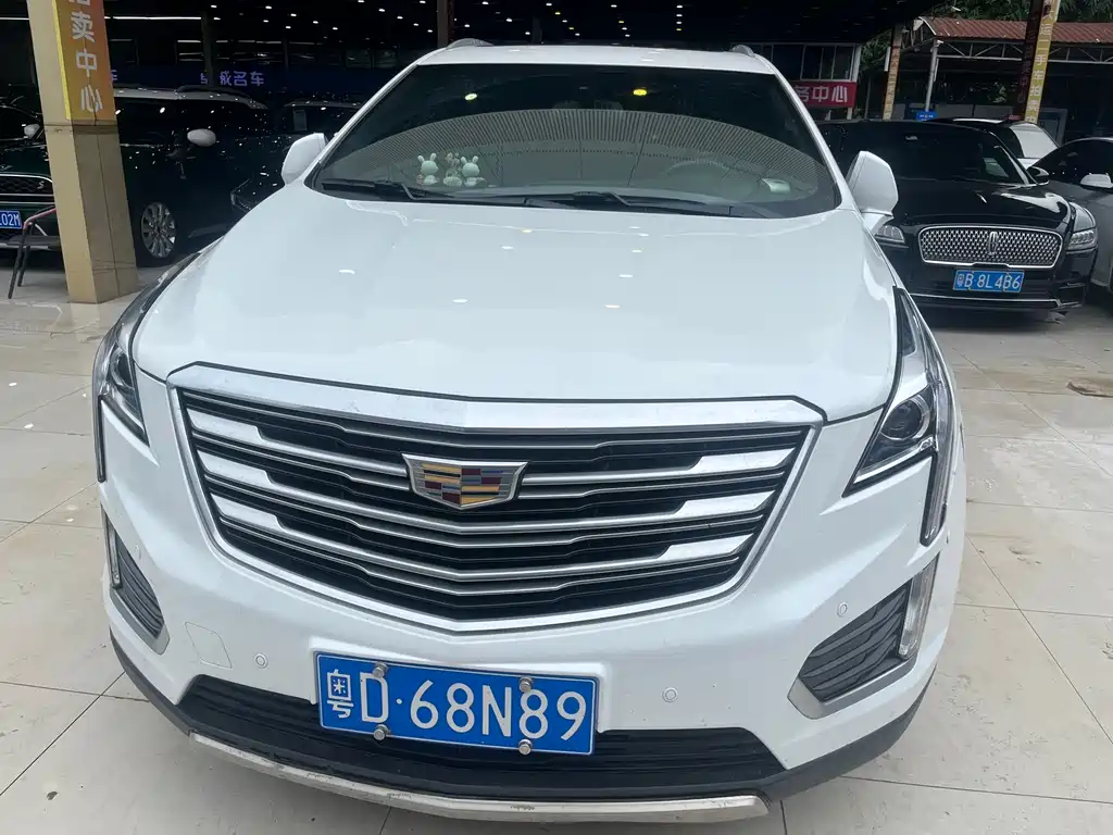 Cadillac XT5 — фото 2
