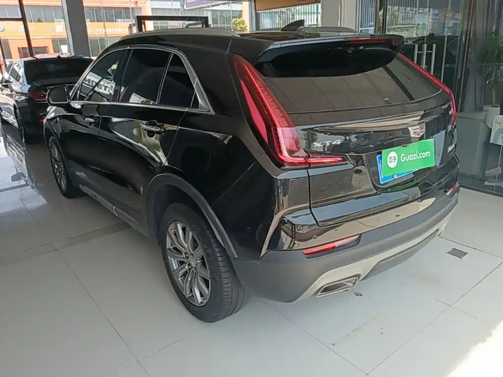 Cadillac XT4 — фото 5