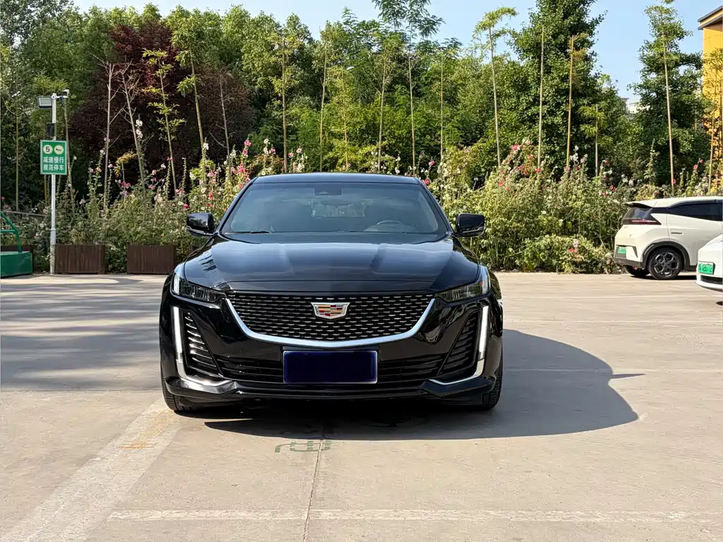 Cadillac CT5 — фото 2