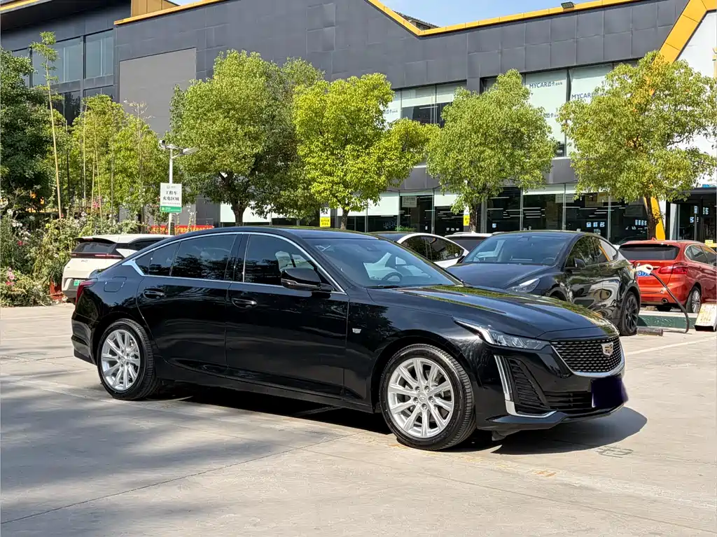 Cadillac CT5 — фото 3