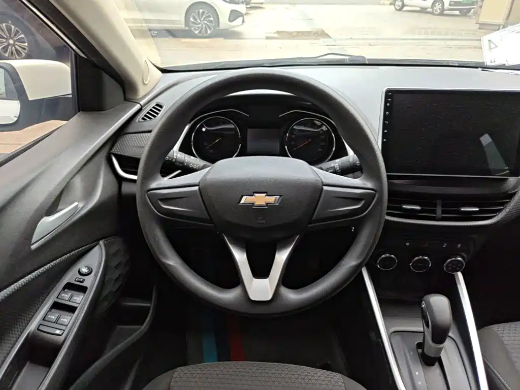 Chevrolet Cavalier — фото 10