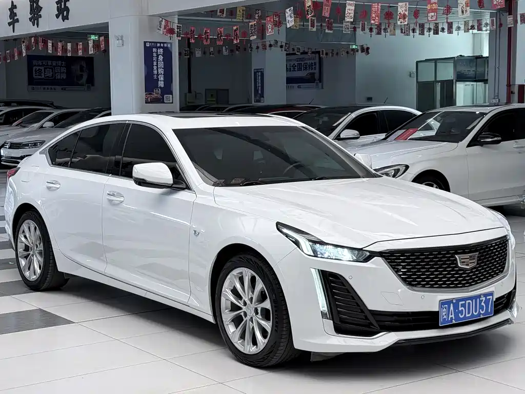 Cadillac CT5 — фото 3