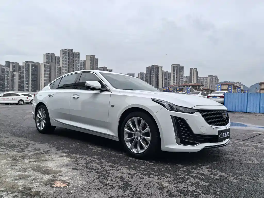 Cadillac CT5 — фото 3