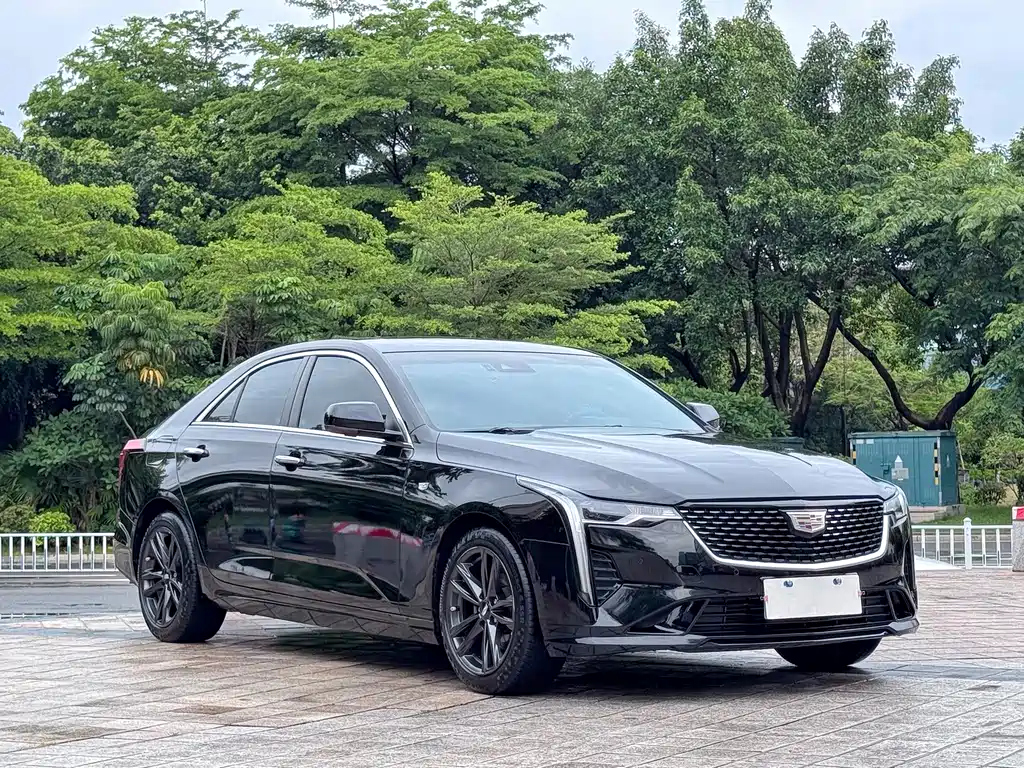 Cadillac CT4 — фото 3