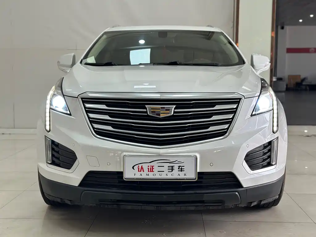 Cadillac XT5 — фото 2