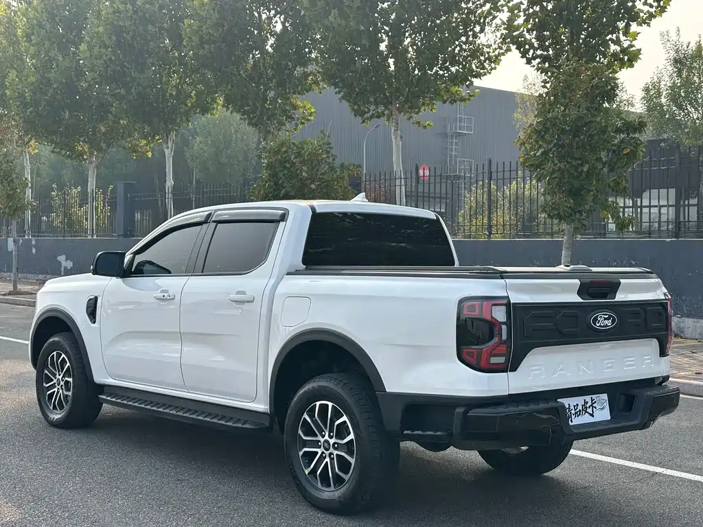Ford Ranger — фото 15