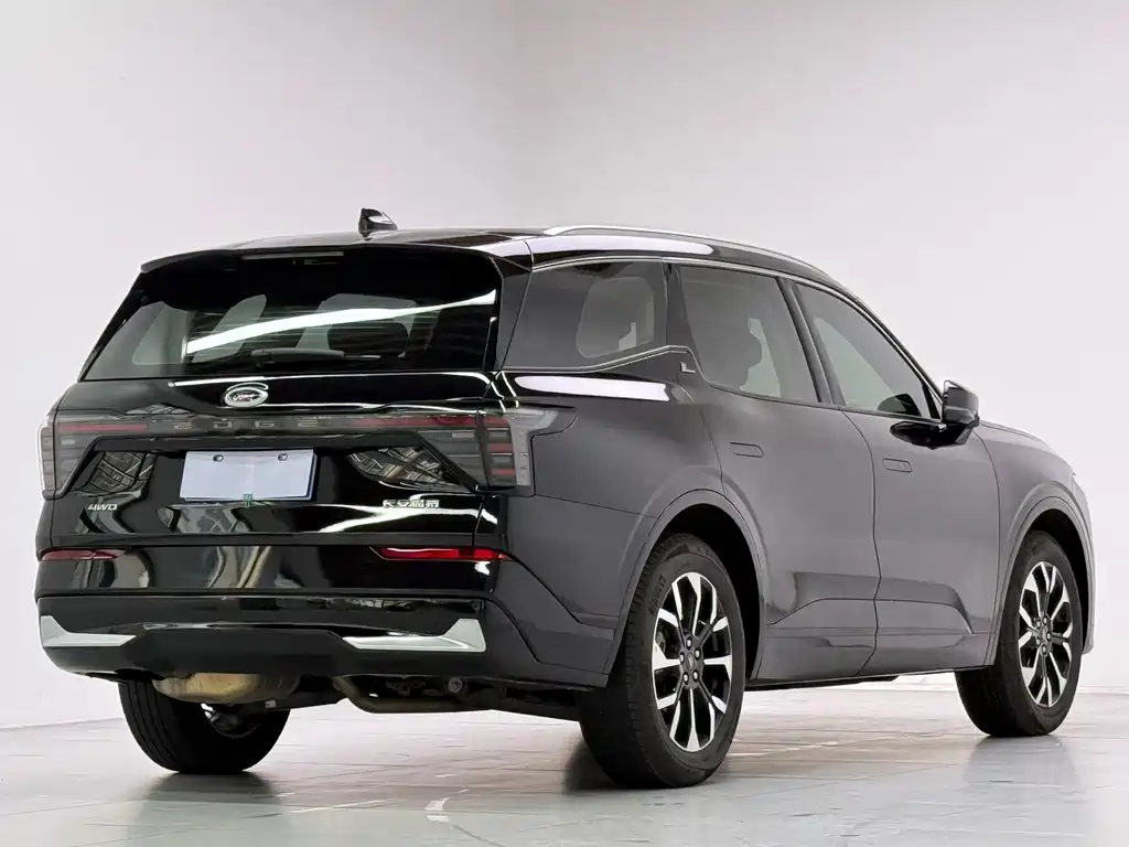 Ford Edge — фото 4