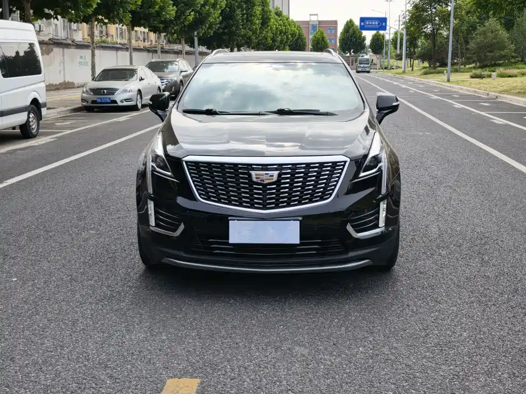 Cadillac XT5 — фото 2