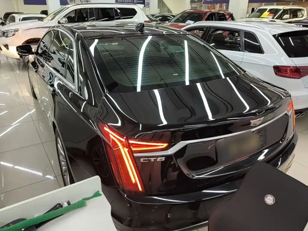 Cadillac CT6 — фото 5