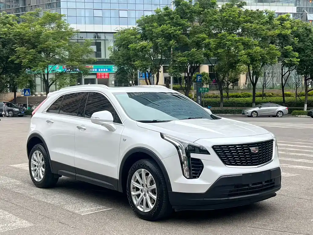 Cadillac XT4 — фото 3