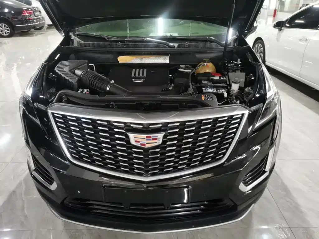 Cadillac XT5 — фото 20