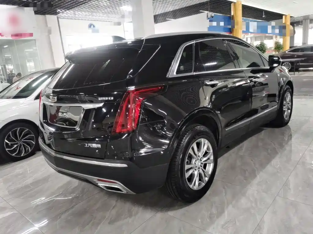 Cadillac XT5 — фото 7