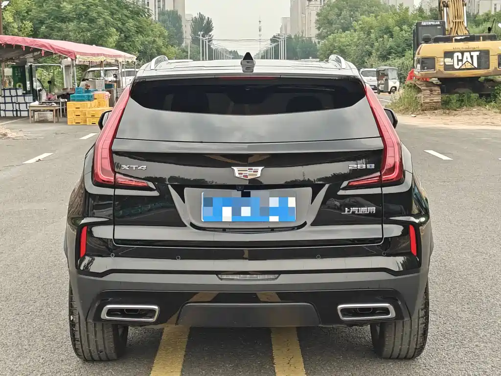 Cadillac XT4 — фото 14