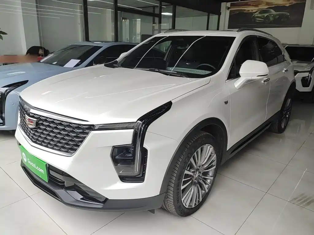 Cadillac XT4 — фото 2