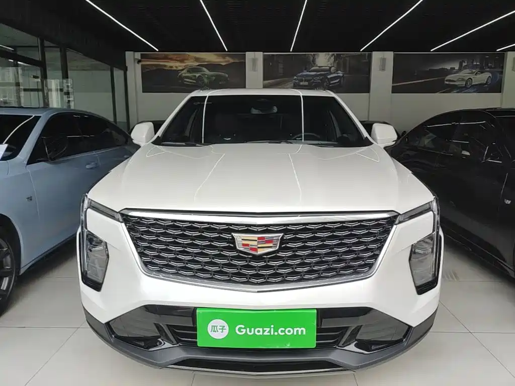 Cadillac XT4 — фото 3