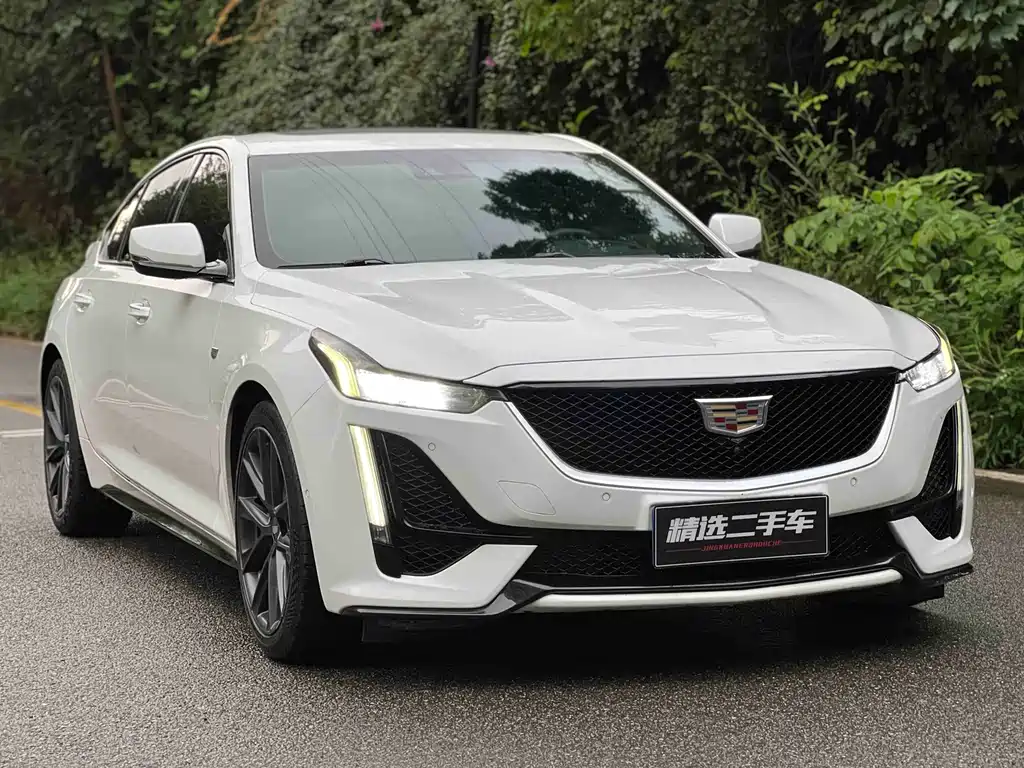 Cadillac CT5 — фото 3