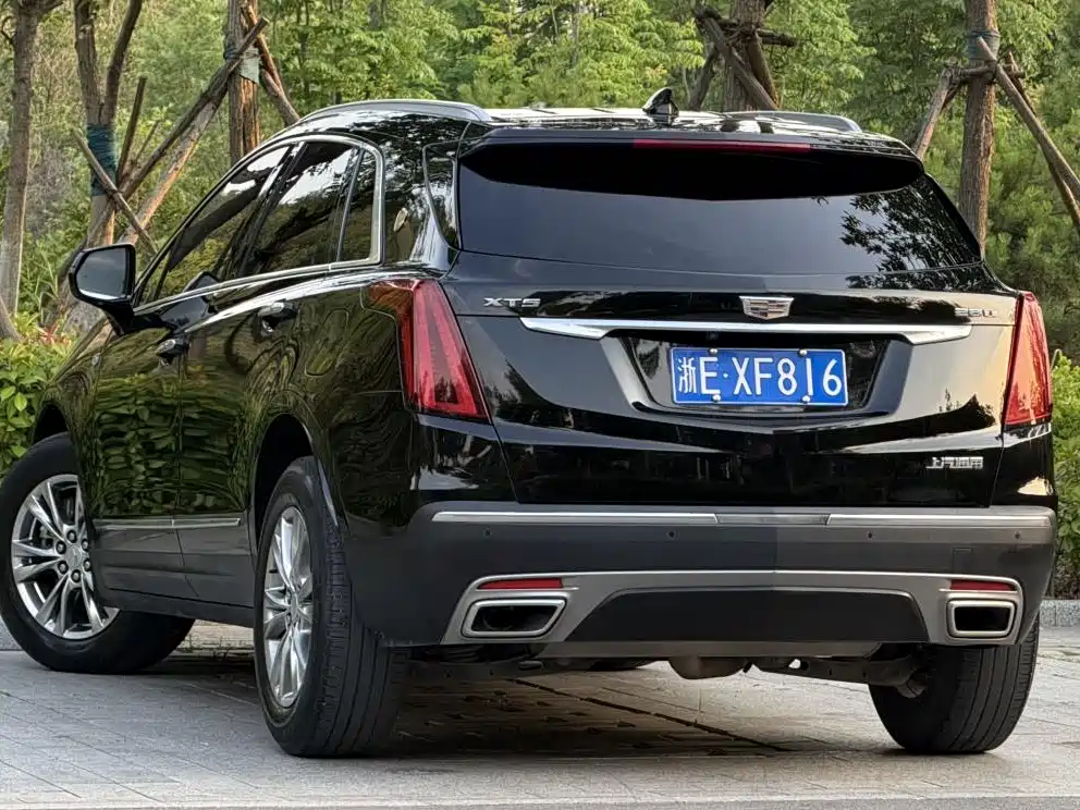 Cadillac XT5 — фото 7