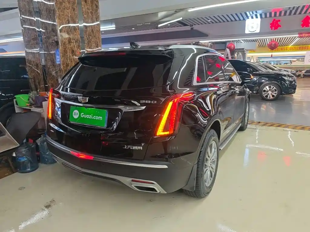 Cadillac XT5 — фото 7