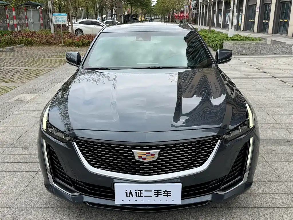 Cadillac CT5 — фото 2