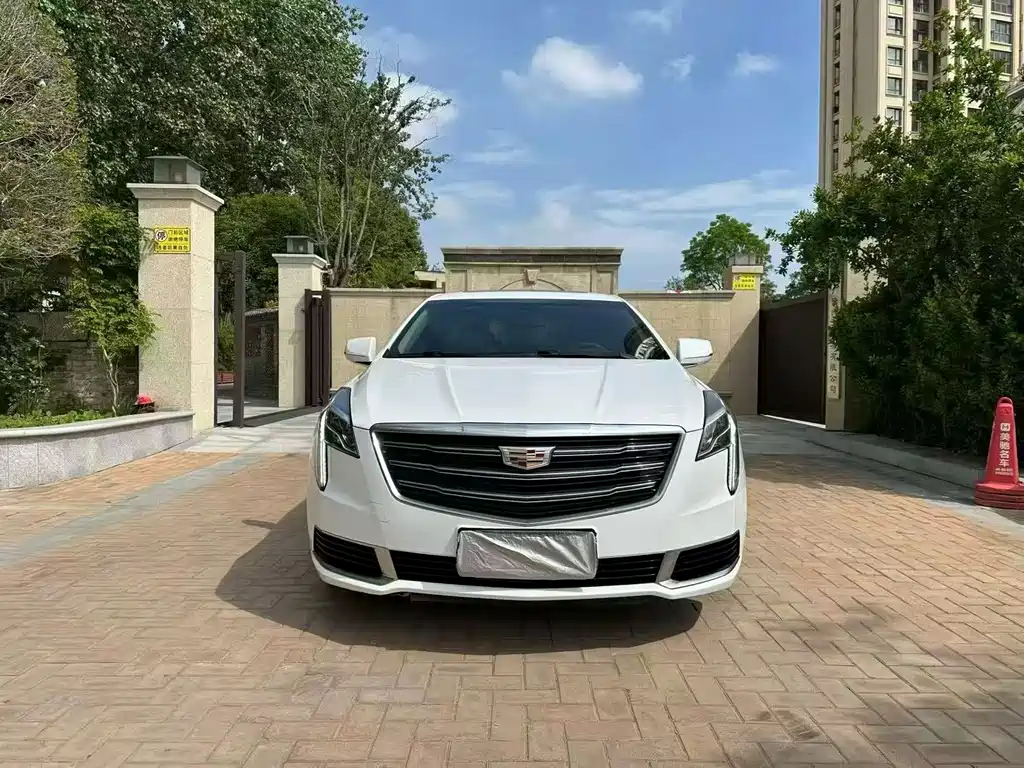 Cadillac XTS — фото 2